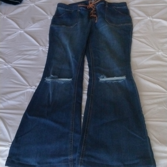 New York & Co. Women Jeans - Picture 3 of 5